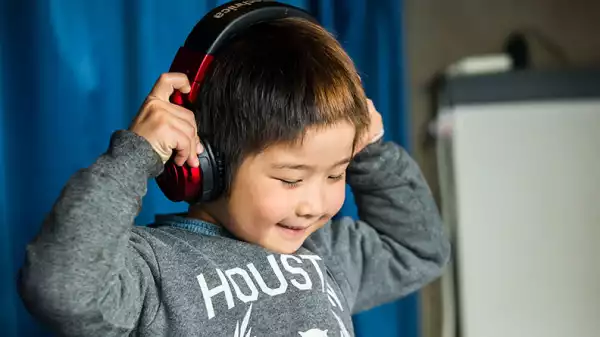 Amazing See Photo Of Six-year-old Japanese boy who breaks record becoming world’s youngest club DJ